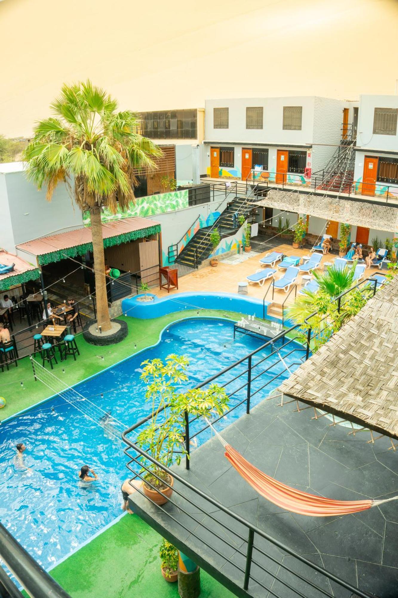 Wild Rover Huacachina إِكا المظهر الخارجي الصورة